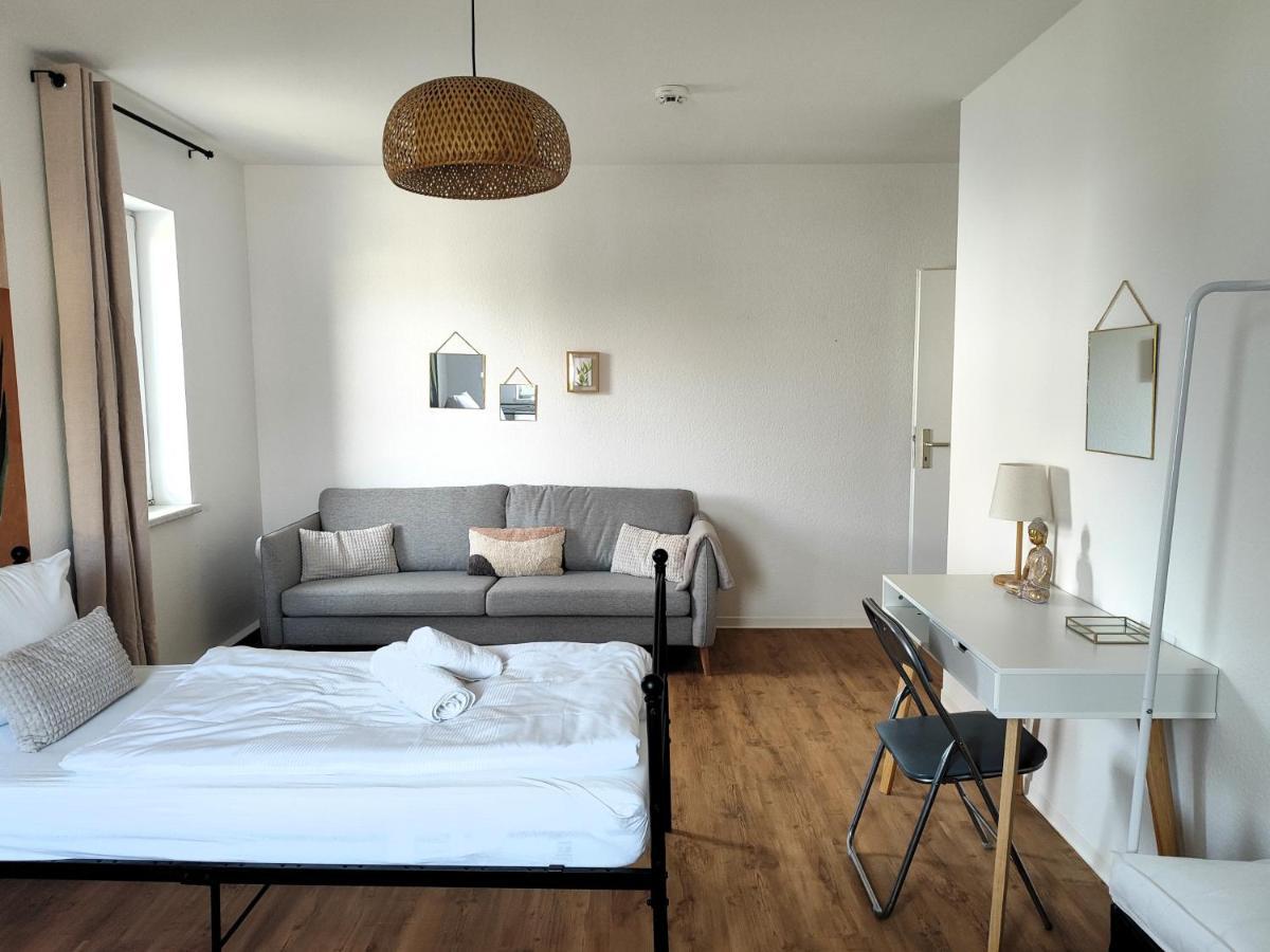 Bohnapartments Bechstein - Sehr Ruhig - 3 Schlafzimmer - Balkon - Gratis Stellplaetze- Wlan - Vollausstattung Neudietendorf Zewnętrze zdjęcie